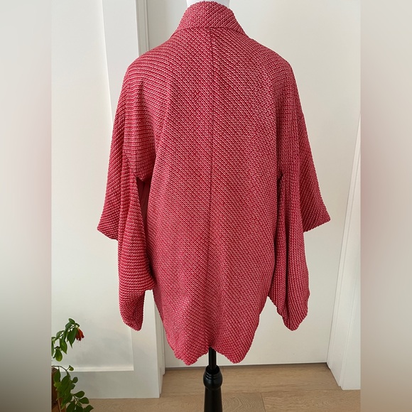 HAORI Kimono Sleeve Japanese Jacket Red Textured Fabric Jacquard Floral Lining - Picture 3 of 16